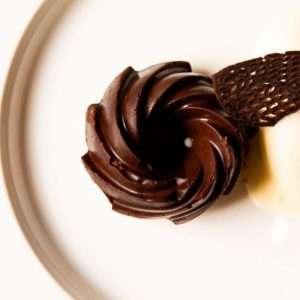 GLASGOW Glaschu Rich Chocolate Whiskey Tart